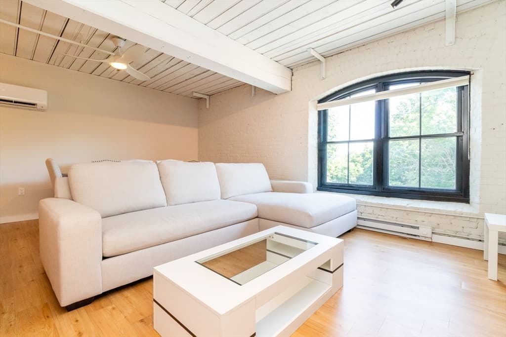 55 Sterling St # 205, Clinton MA 01510 photo 3