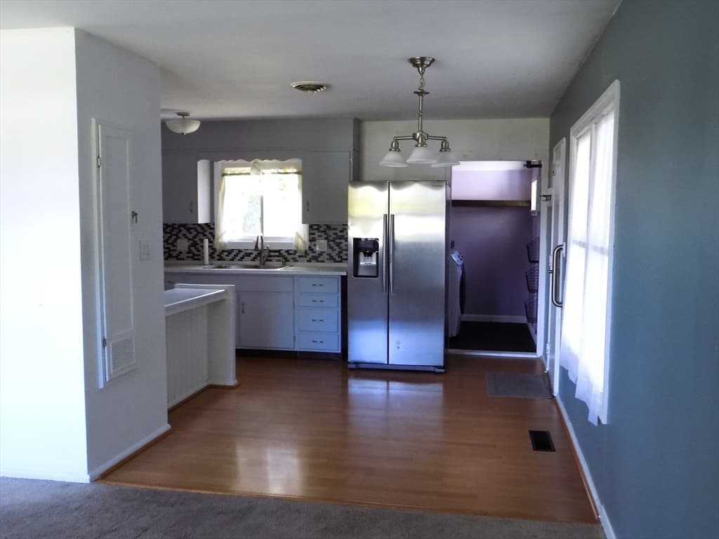 4 South Richard St, Milford MA 01757 photo 5