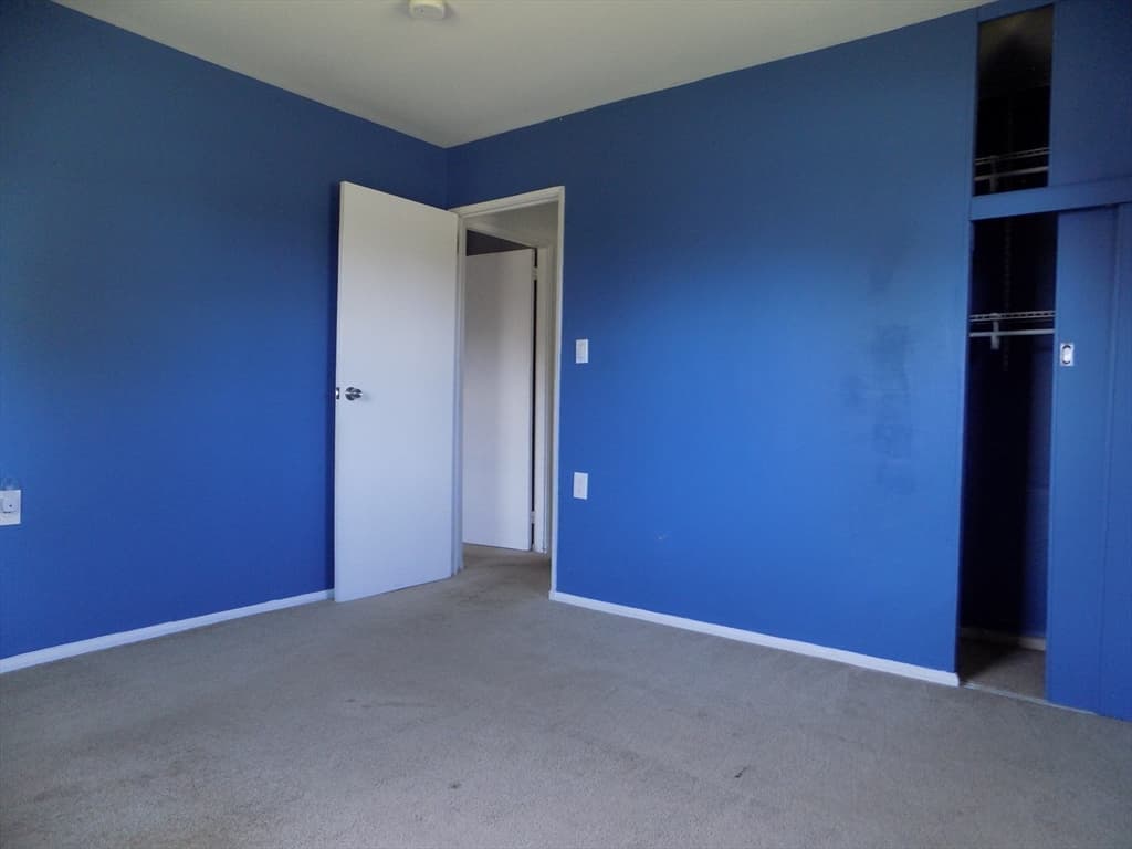 4 South Richard St, Milford MA 01757 photo 11