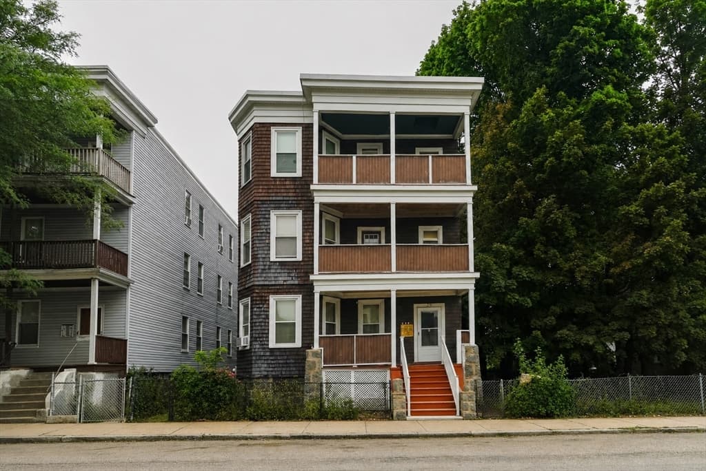 29 Wildwood St, Boston MA 02124