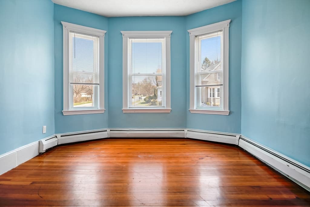 29 Wildwood St, Boston MA 02124 photo 9