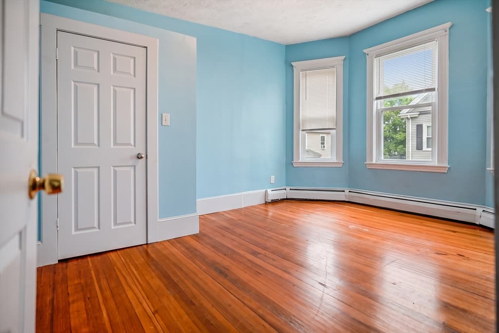 29 Wildwood St, Boston MA 02124 photo 8