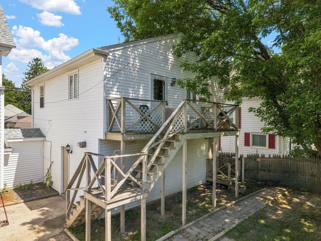 294 Weld St, New Bedford MA 02740 photo 38