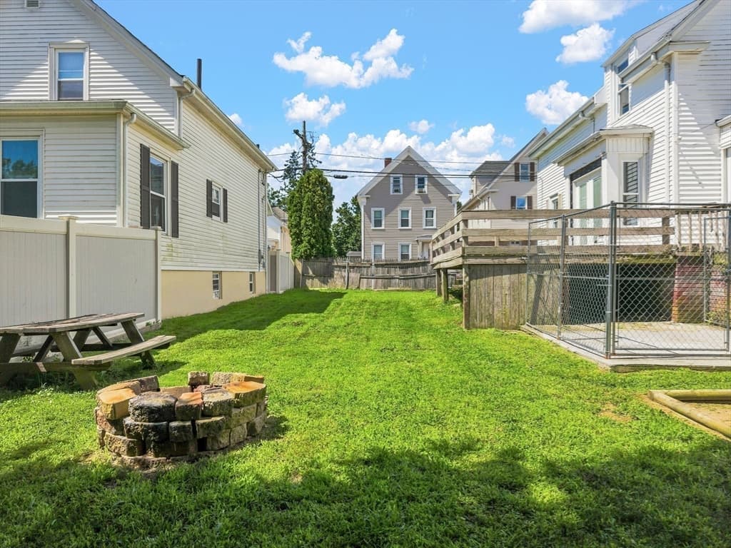 294 Weld St, New Bedford MA 02740 photo 40