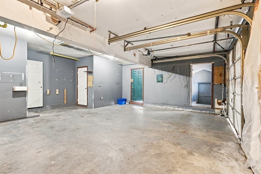 294 Weld St, New Bedford MA 02740 photo 35