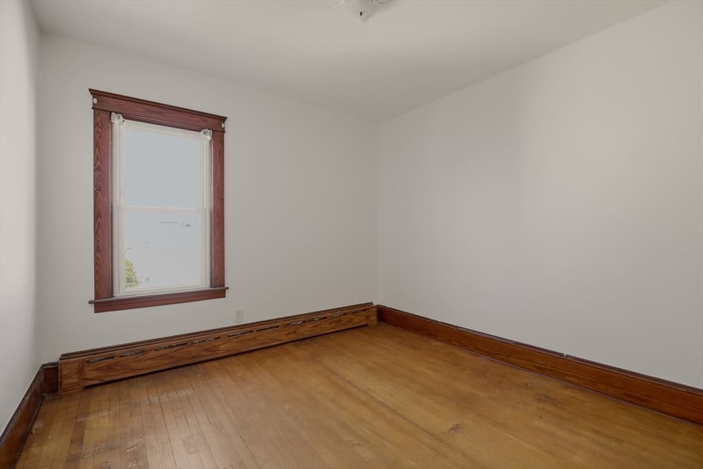 345 Sprague St, Fall River MA 02724 photo 32
