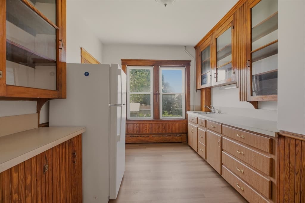 345 Sprague St, Fall River MA 02724 photo 18