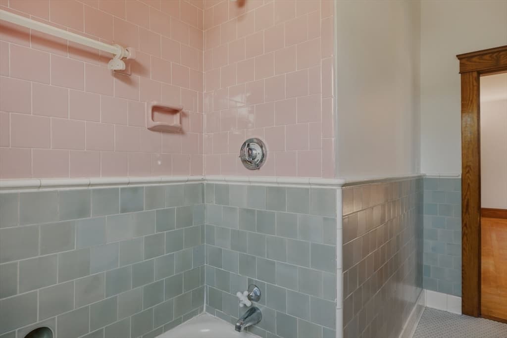 345 Sprague St, Fall River MA 02724 photo 35