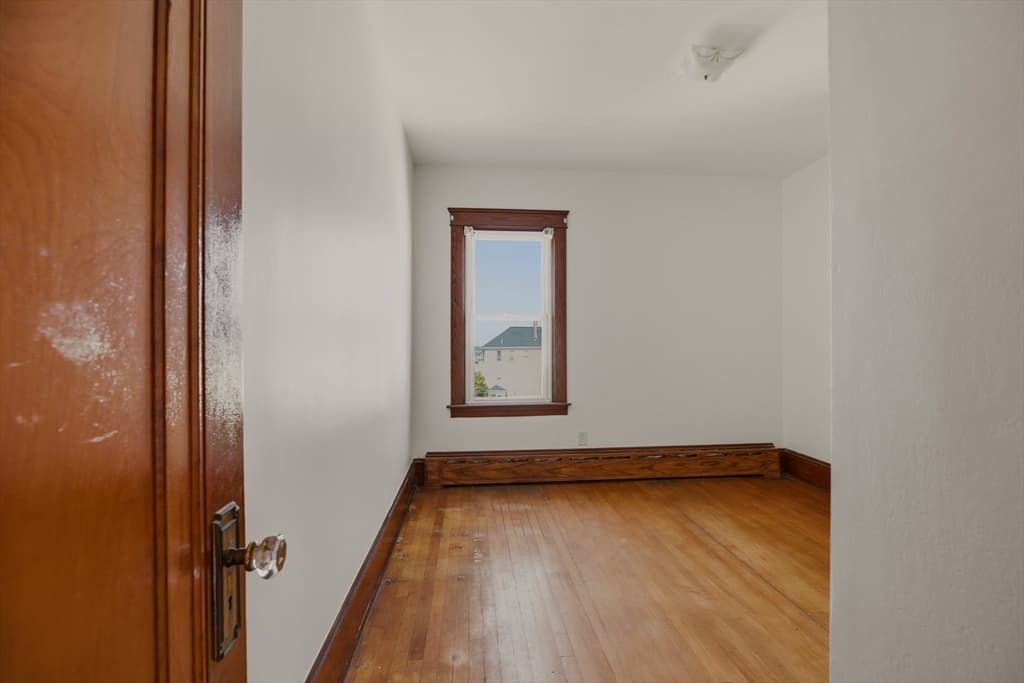 345 Sprague St, Fall River MA 02724 photo 31