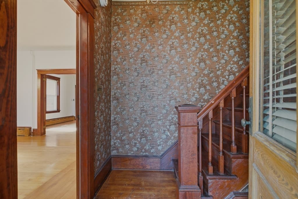 345 Sprague St, Fall River MA 02724 photo 4