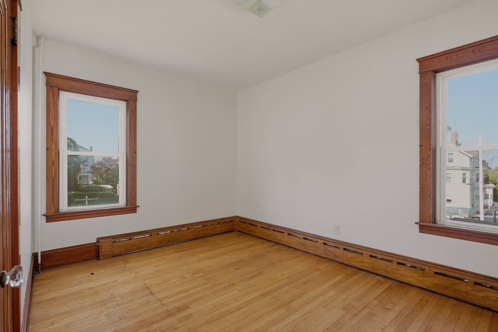 345 Sprague St, Fall River MA 02724 photo 8