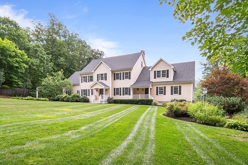 Single Family Residence at 139 Highland St, Townsend MA 01469, Townsend, photo 4 of 42