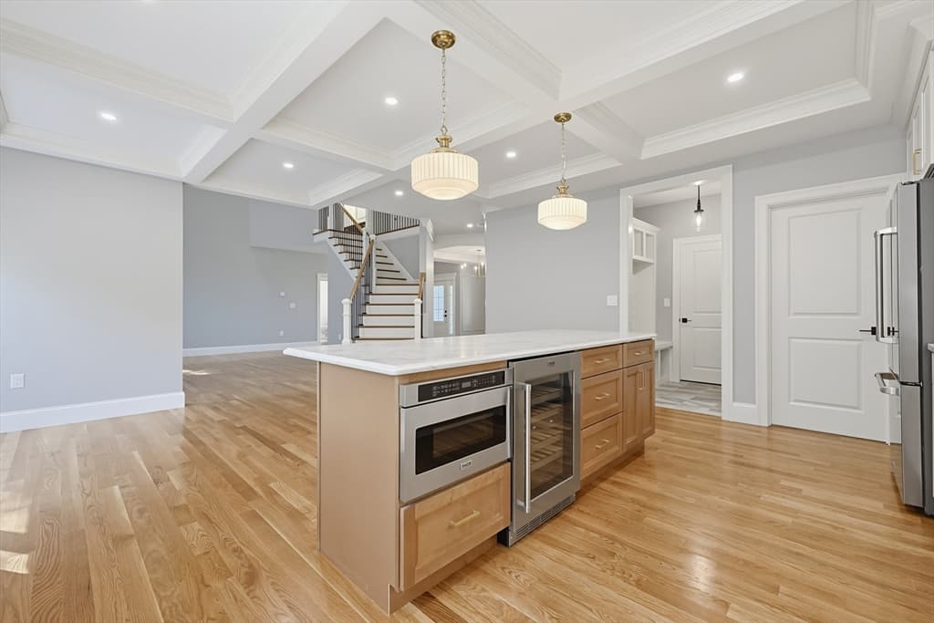 457 Walnut St, Shrewsbury MA 01545 photo 8