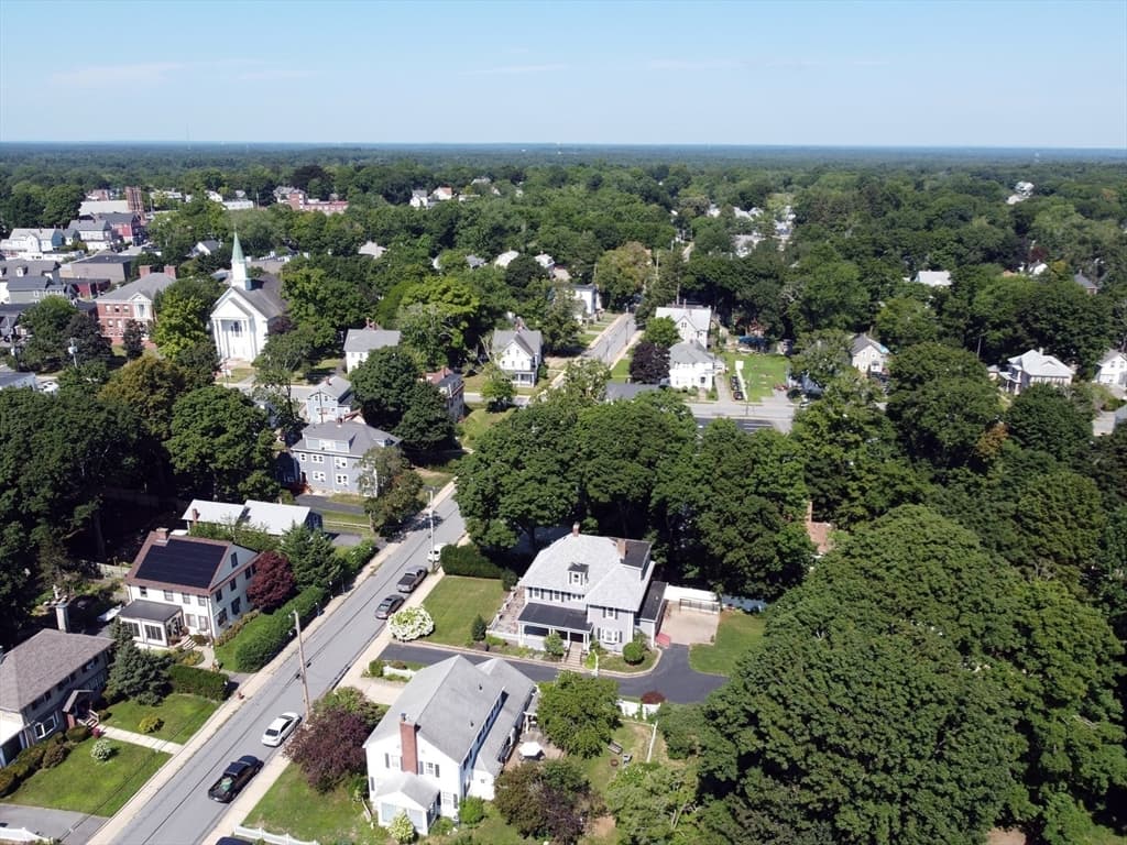 35 Peirce Street, Middleboro MA 02346 photo 6