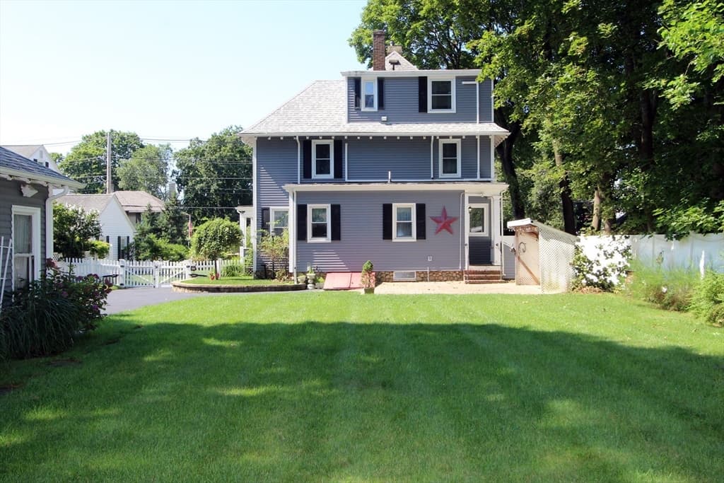 35 Peirce Street, Middleboro MA 02346 photo 9