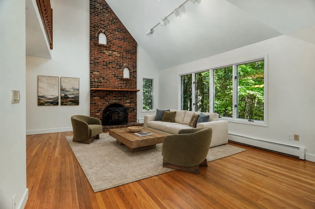3 Sargent Rd, Bolton MA 01740 photo 3