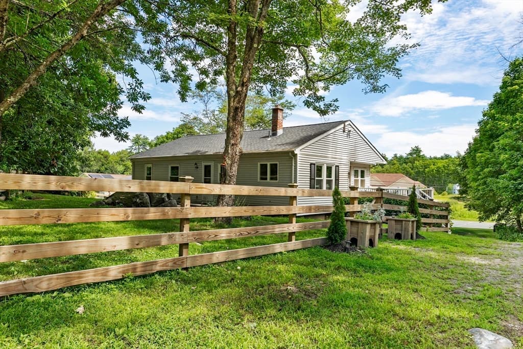 1535 Center Street, Ludlow MA 01056 photo 5