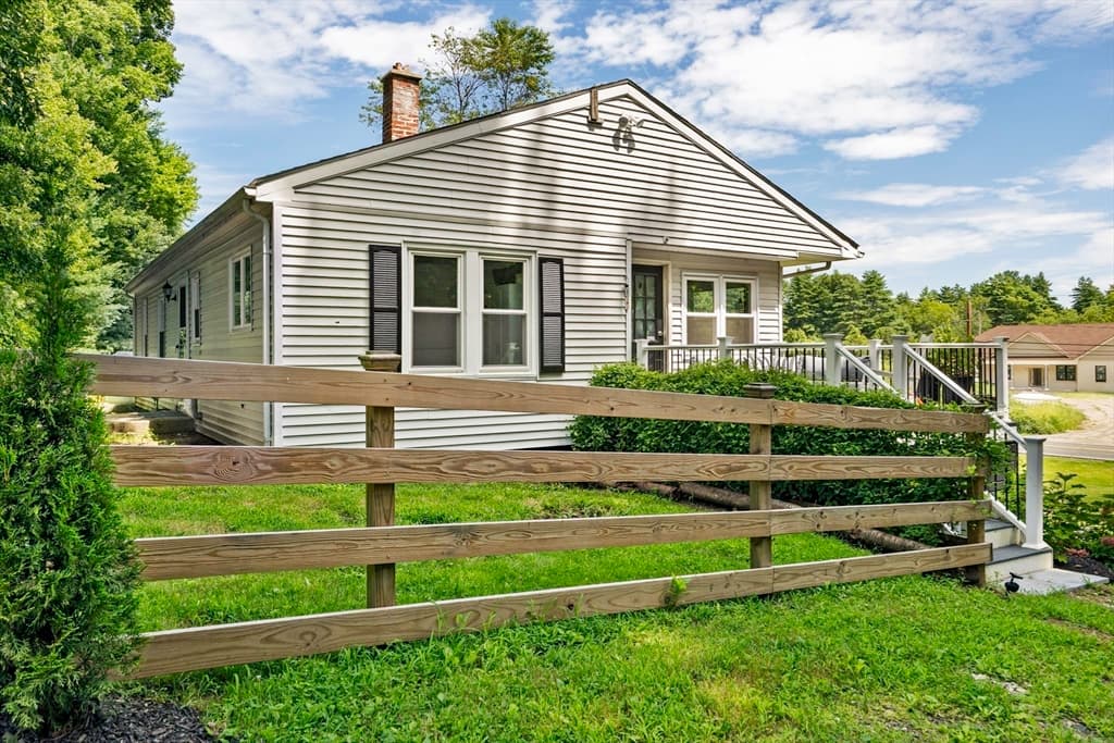 1535 Center Street, Ludlow MA 01056 photo 4