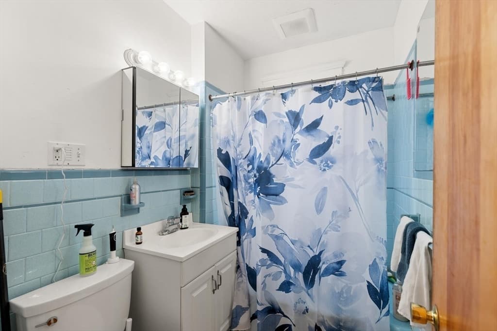 110 W Adams St, Somerville MA 02144 photo 20
