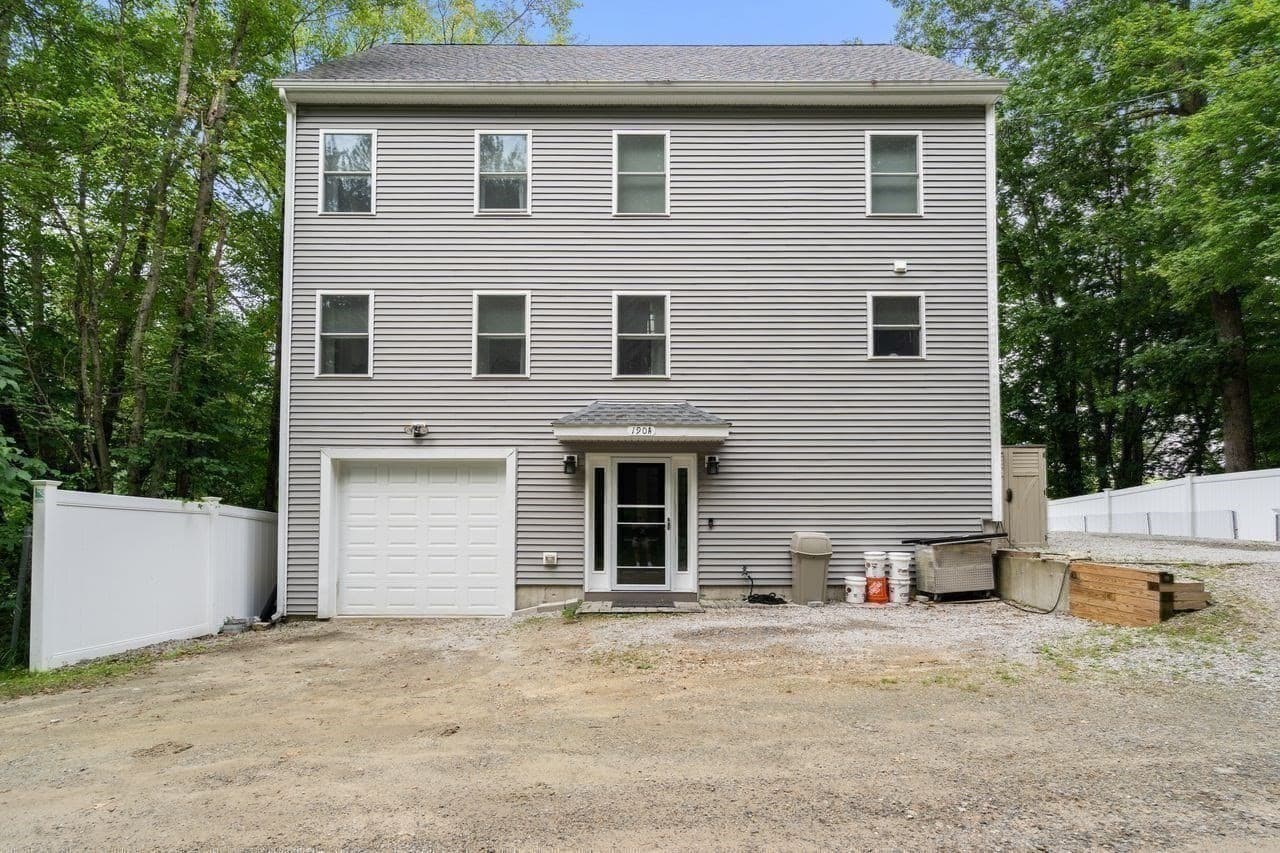 Single Family Residence at 190-A Partridge Hill Rd, Charlton MA 01507, Charlton, photo 27 of 40