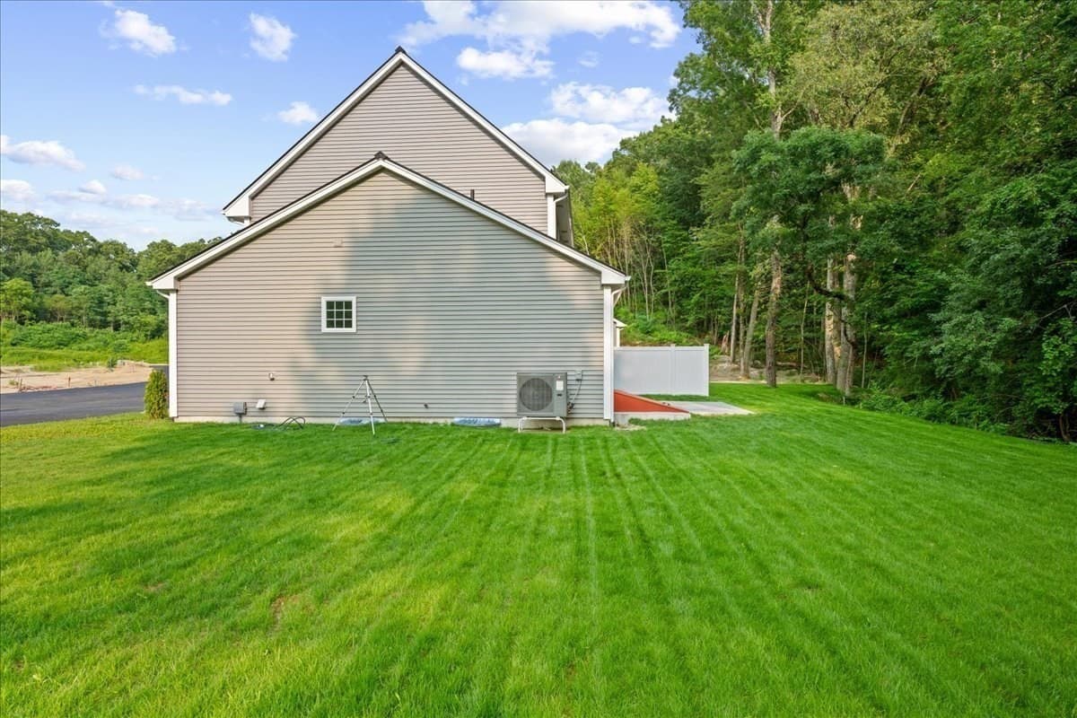 Condominium at 25 Vinal St. # 28, Auburn MA 01501, Auburn, photo 34 of 41