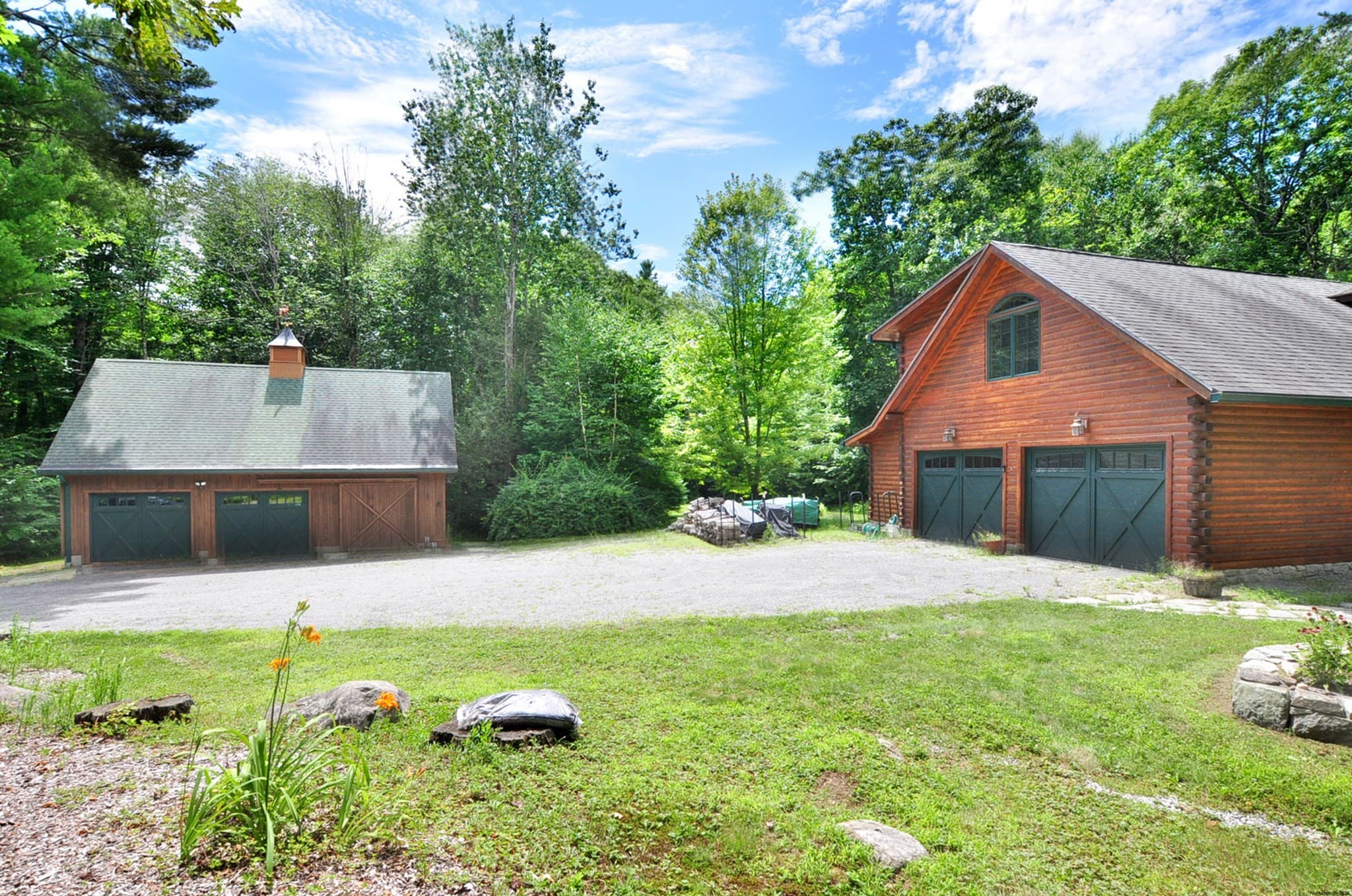 Single Family Residence at 1111 Clubhouse Rd, Tolland MA 01034, photo 3 of 41