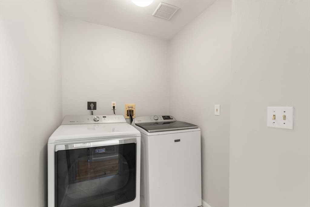 24 Minihans Ln, Quincy MA 02169 photo 17