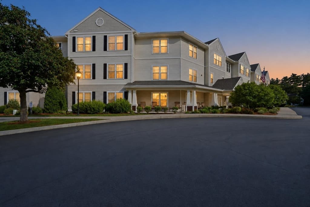 Condominium at 7 Crescent Way # 306, Sturbridge MA 01518, Sturbridge, photo 2 of 42