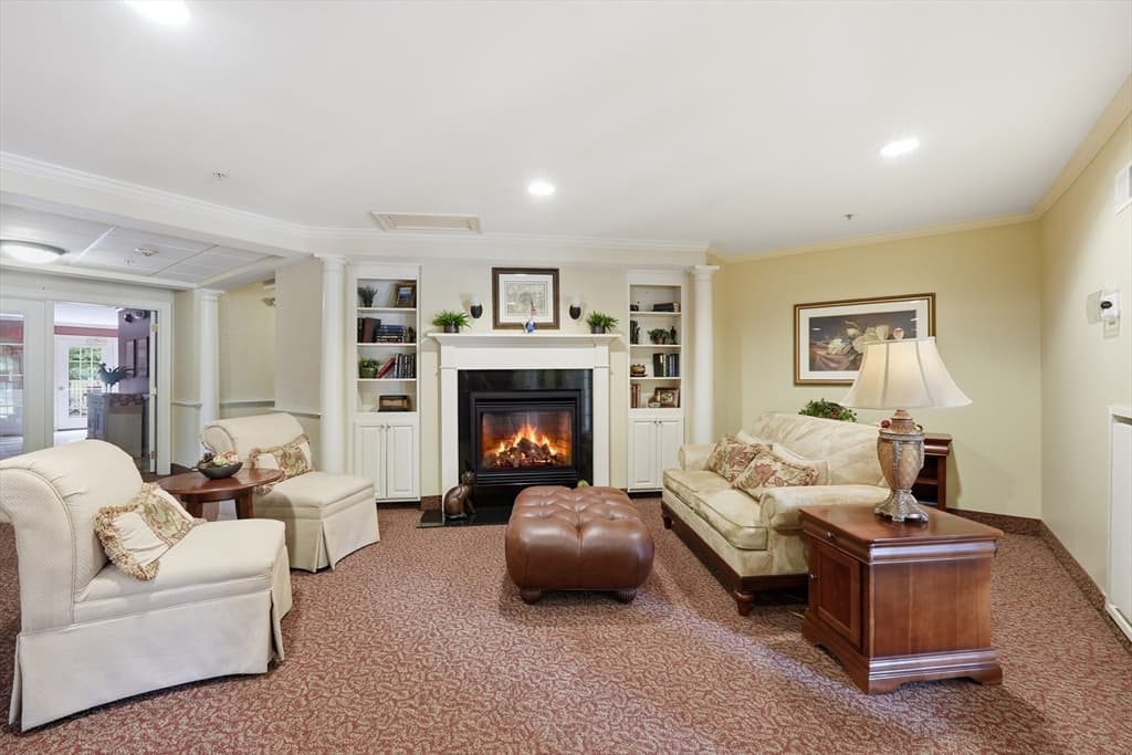 Condominium at 7 Crescent Way # 306, Sturbridge MA 01518, Sturbridge, photo 32 of 42