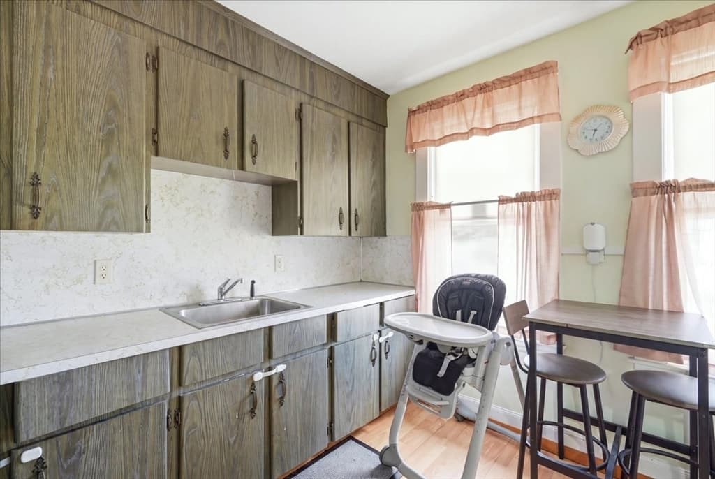 152 Davis St, Quincy MA 02170 photo 23