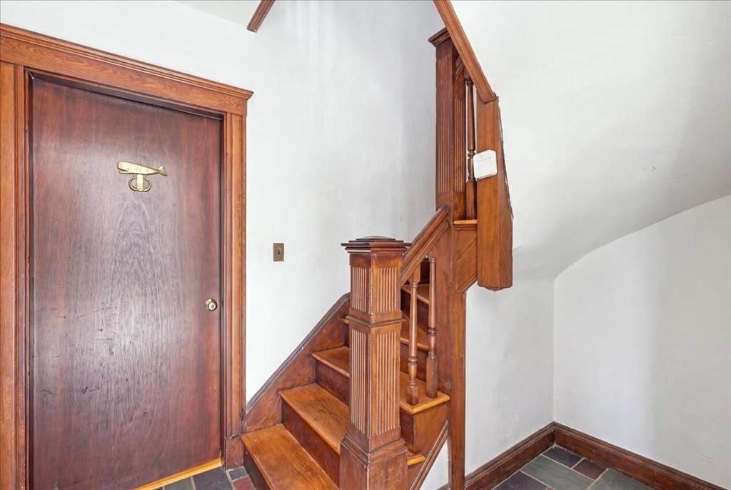 152 Davis St, Quincy MA 02170 photo 5