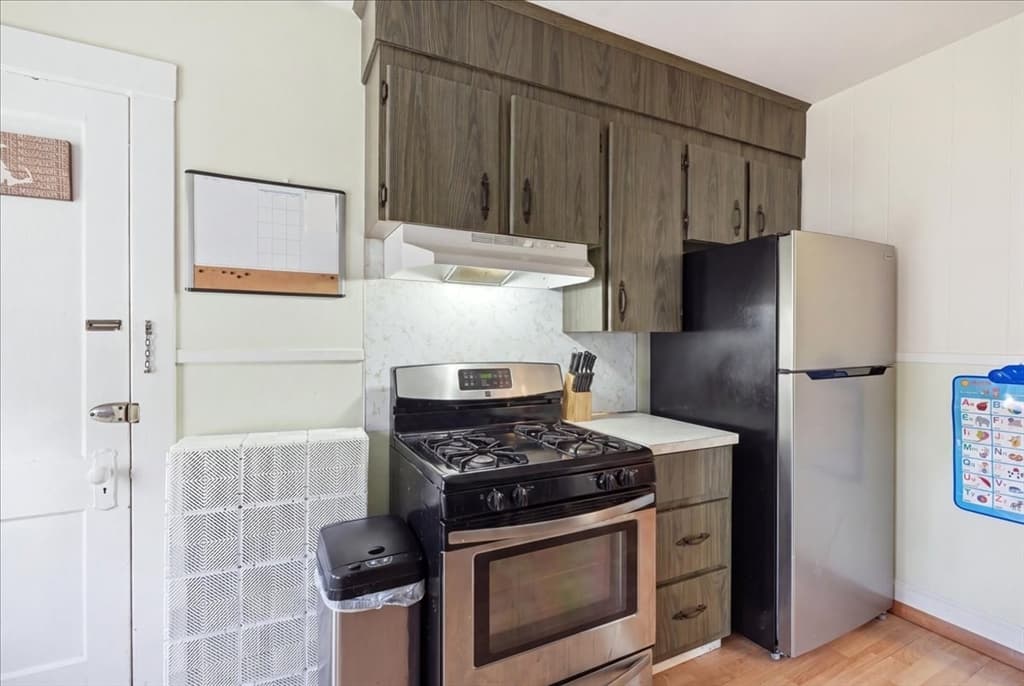 152 Davis St, Quincy MA 02170 photo 24