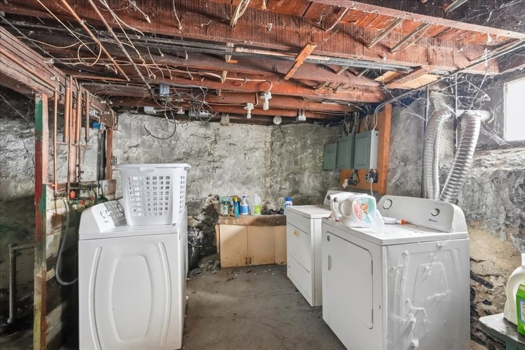 152 Davis St, Quincy MA 02170 photo 31