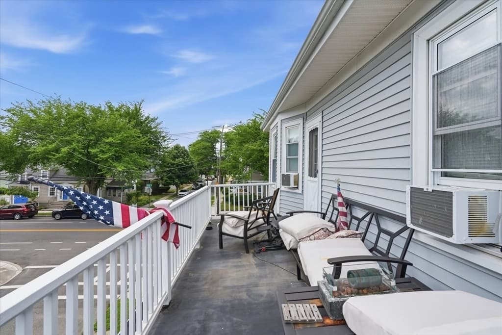 152 Davis St, Quincy MA 02170 photo 21