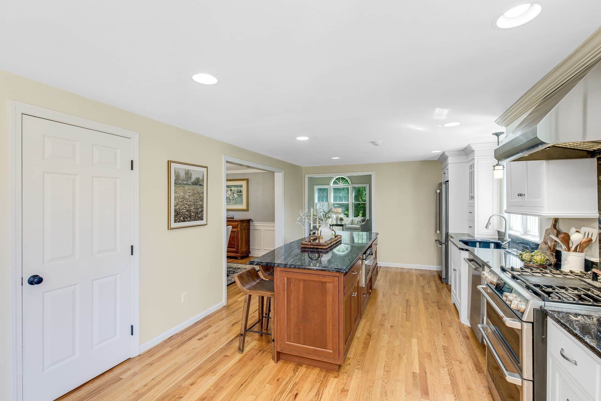 Single Family Residence at 5 Locust Grove, Merrimac MA 01860, Merrimac, photo 4 of 41
