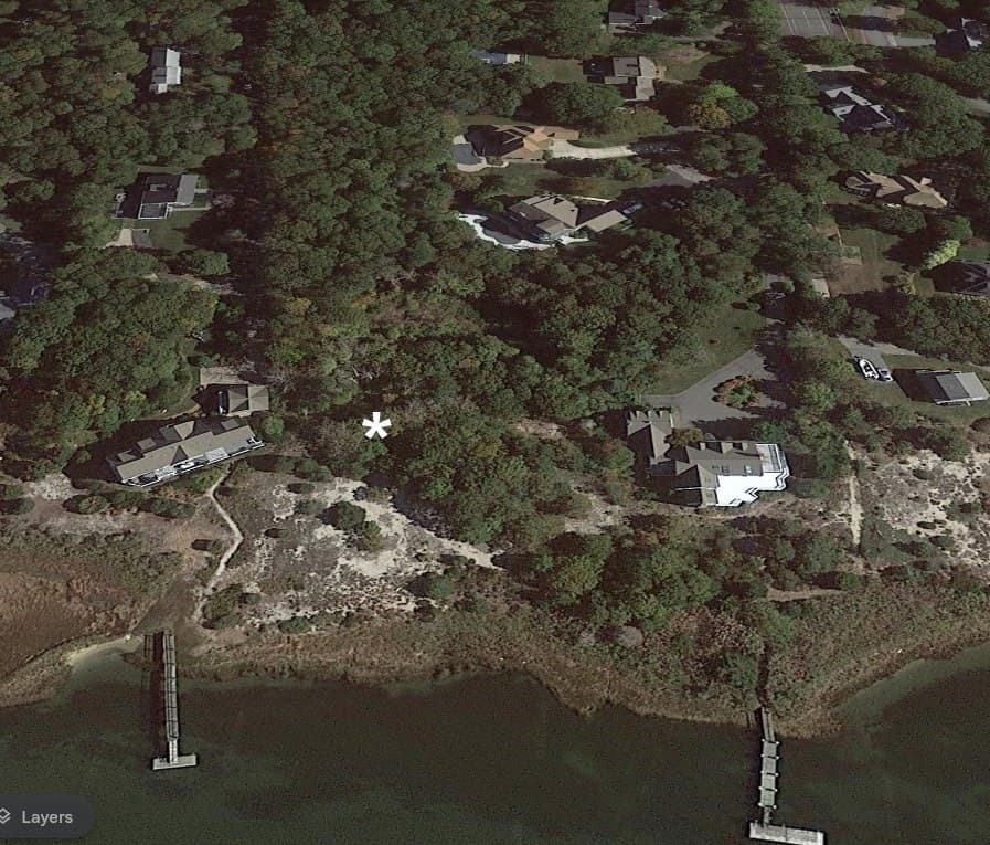 44 Commodore Ln, Falmouth MA 02536 photo 2