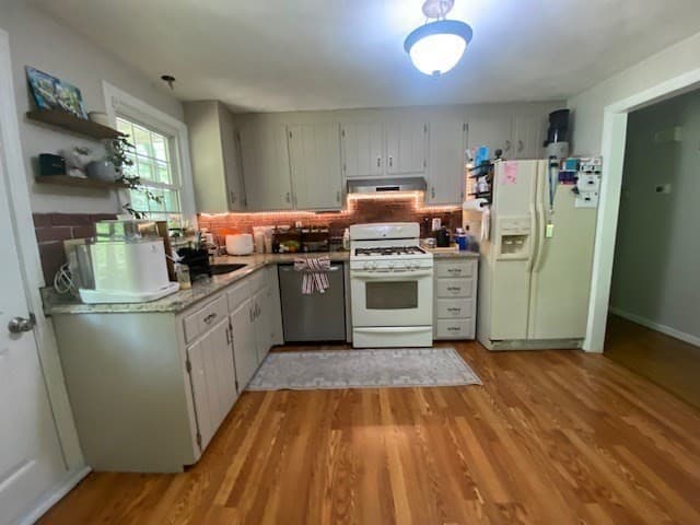64 Haverhill St, Reading MA 01867 photo 8