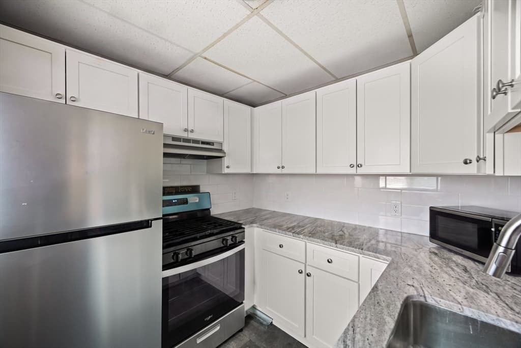 315 Washington St, Fall River MA 02721 photo 21