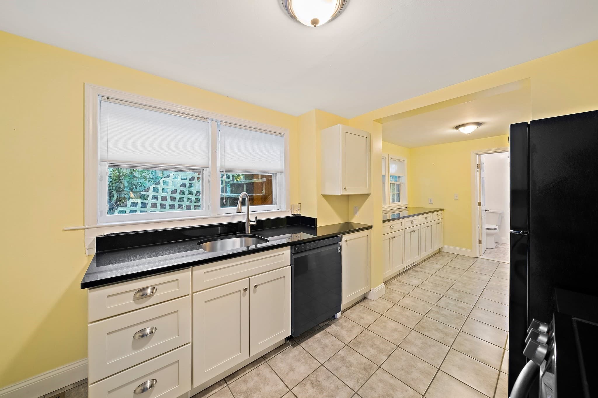 3 Family - 3 Units Up/Down at 3 Revere Ct, Canton MA 02021, Canton, photo 18 of 39