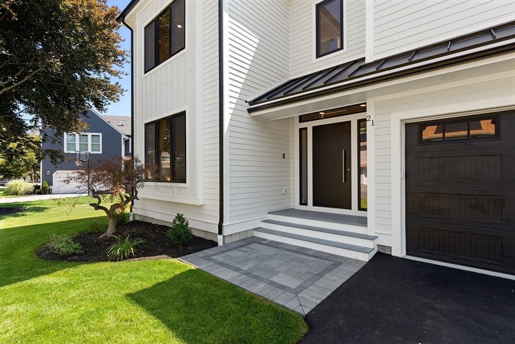 21 Winslow Rd, Needham MA 02492 photo 2
