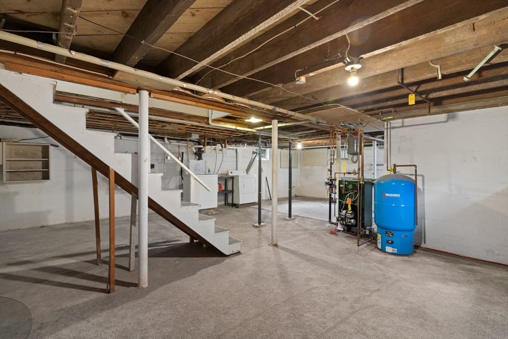 105 Patterson St, Attleboro MA 02703 photo 22