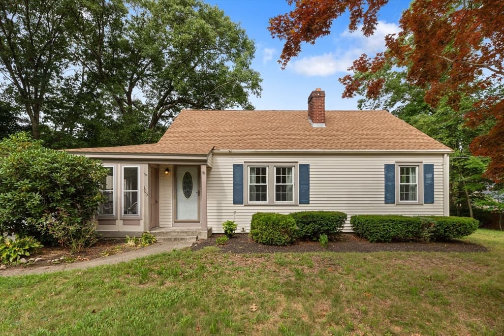 105 Patterson St, Attleboro MA 02703