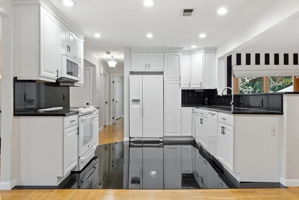 30 Mammola Way, Medford MA 02155 photo 19