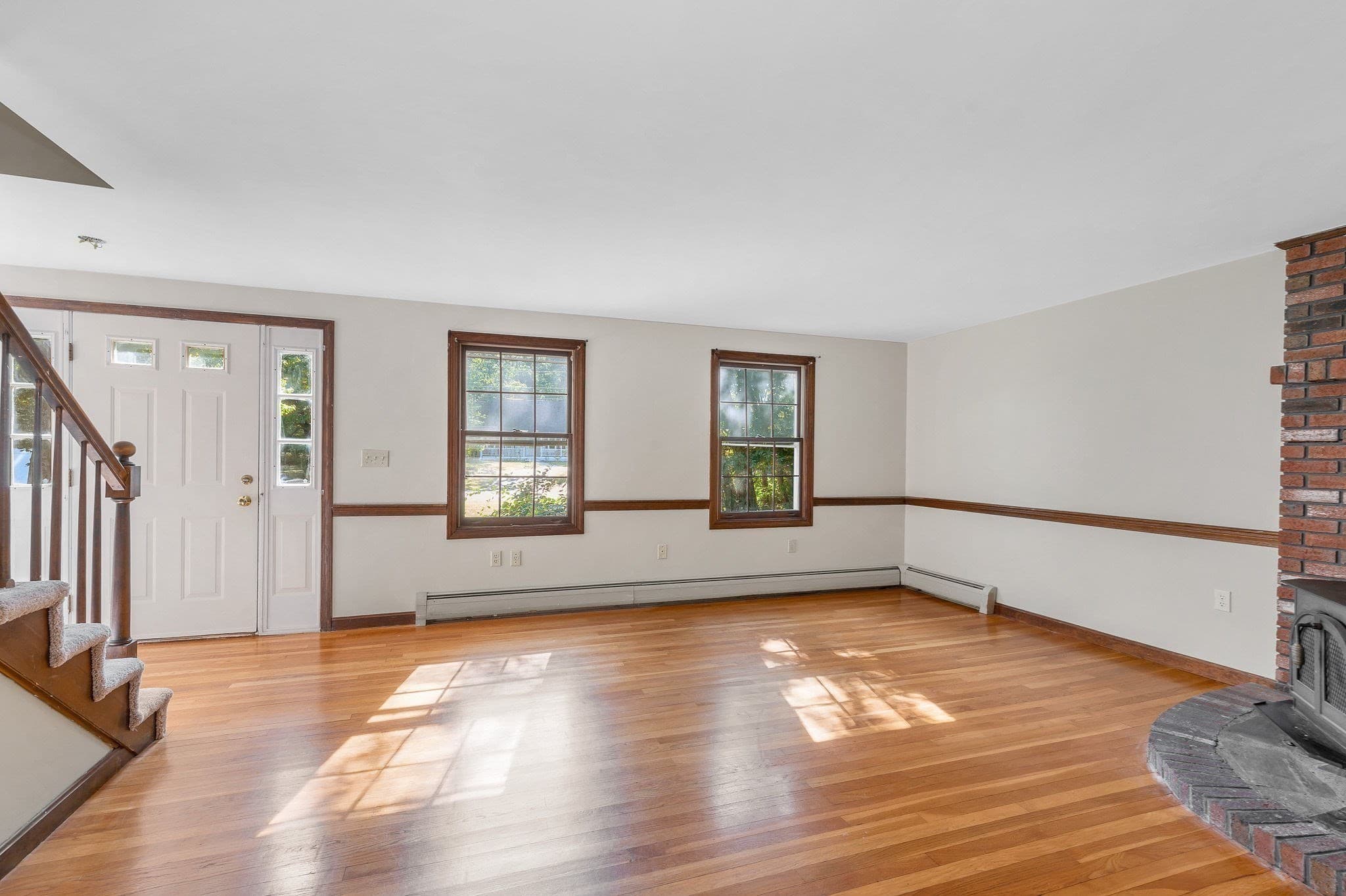 Single Family Residence at 19 Appaloosa Drive, Methuen MA 01844, Methuen, photo 3 of 36