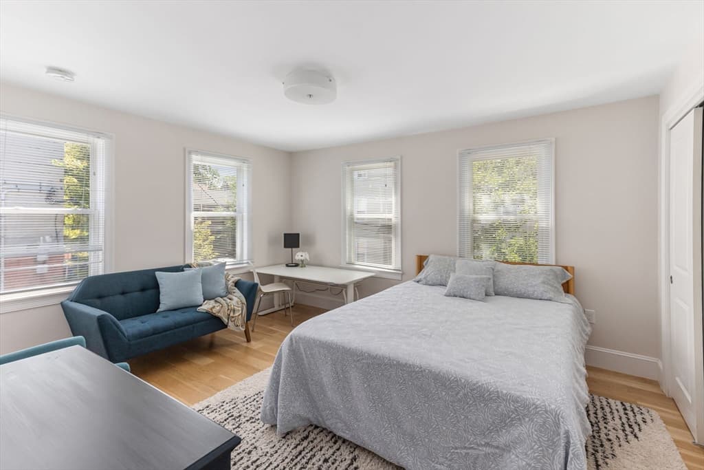 327-329 Hurley St # 2, Cambridge MA 02141 photo 23