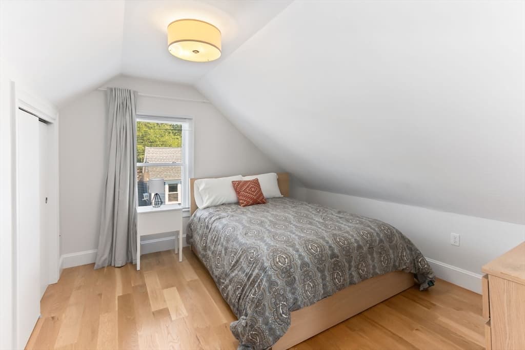327-329 Hurley St # 2, Cambridge MA 02141 photo 26