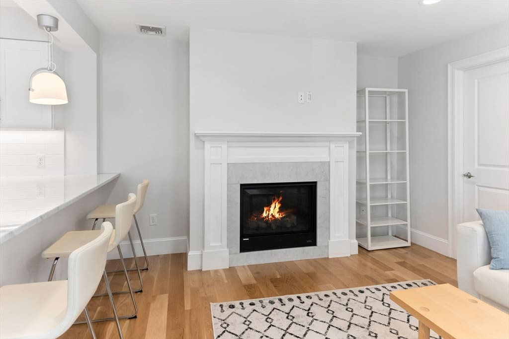 327-329 Hurley St # 2, Cambridge MA 02141 photo 15
