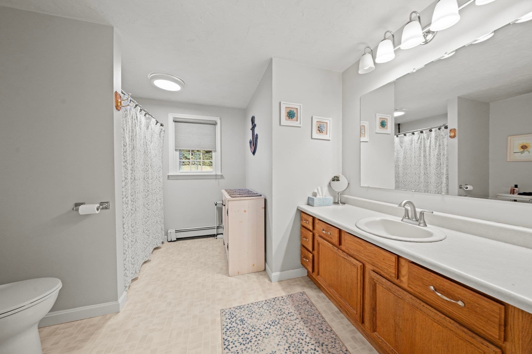 Single Family Residence at 21 Corinth, Worcester MA 01606, photo 17 of 37