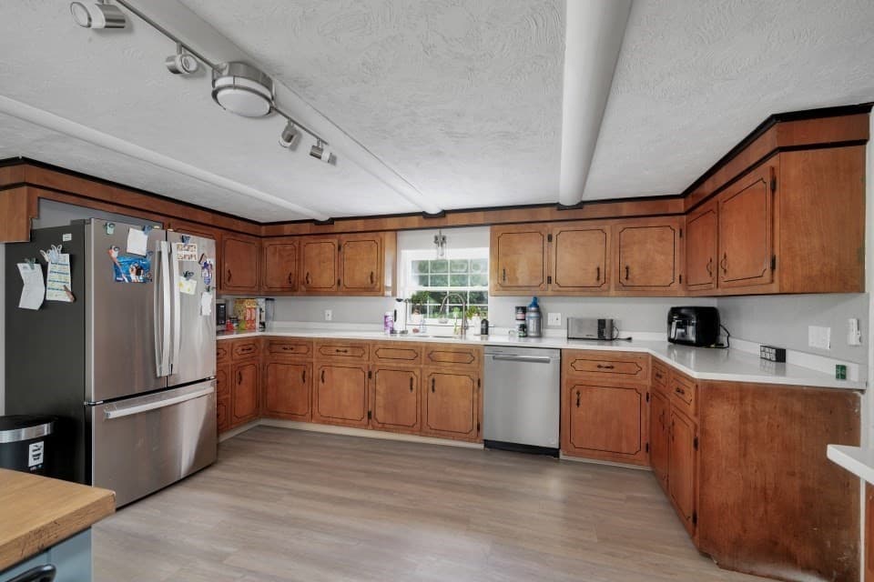 502 Summer St, East Bridgewater MA 02333 photo 12