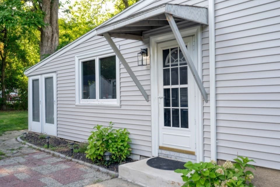 502 Summer St, East Bridgewater MA 02333 photo 3